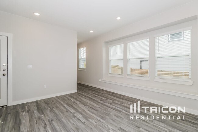 Building Photo - 509 Raglands Rd