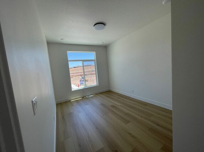 Building Photo - 2778 Silver Cholla Ln