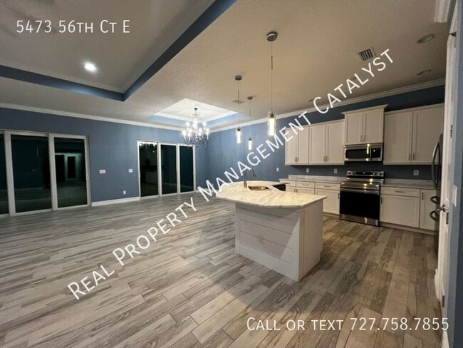 Building Photo - 5473 56th Ct E