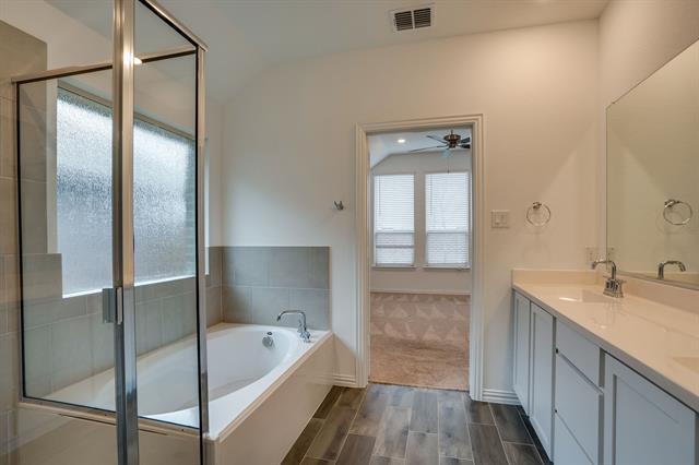 Building Photo - 3716 Peachbush Ln