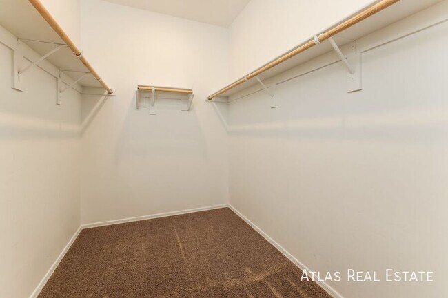 Building Photo - 6688 E Via Boca Grande