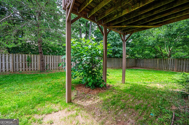 Building Photo - 1675 Great Heron Cove