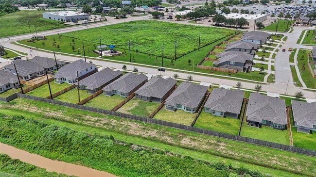 Building Photo - 6246 Brazos Trl Dr
