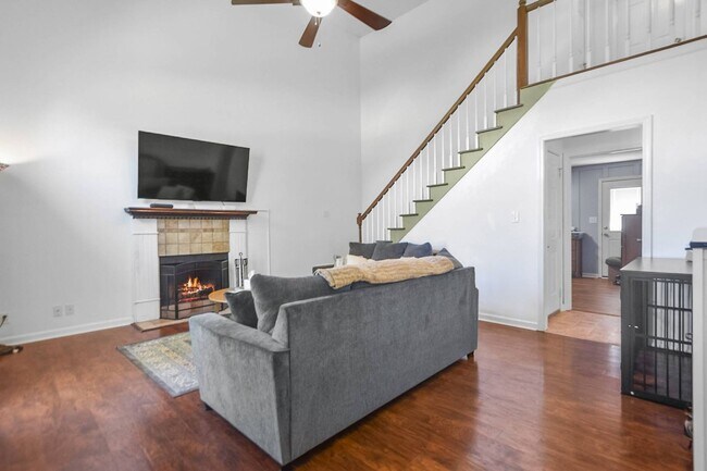 Building Photo - 506 Brentwood Cir