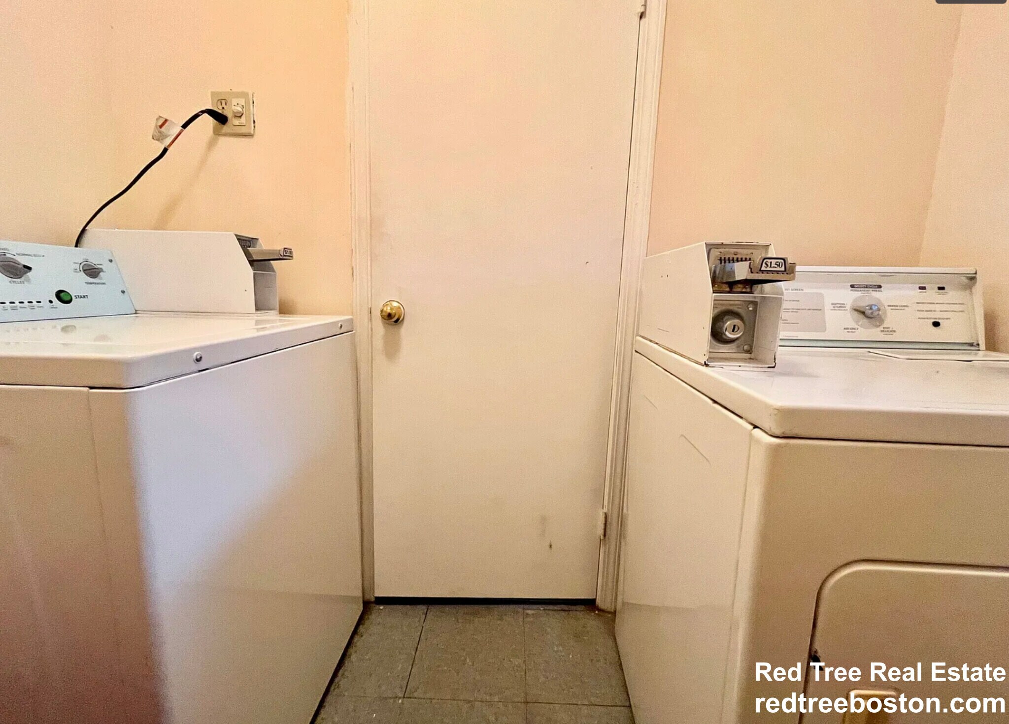 Building Photo - 2 Parker Hill Terrace