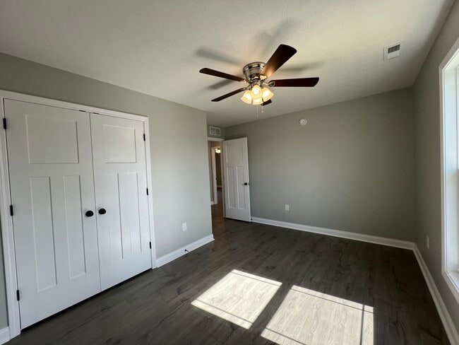 Building Photo - 309 Gallahadion Ct