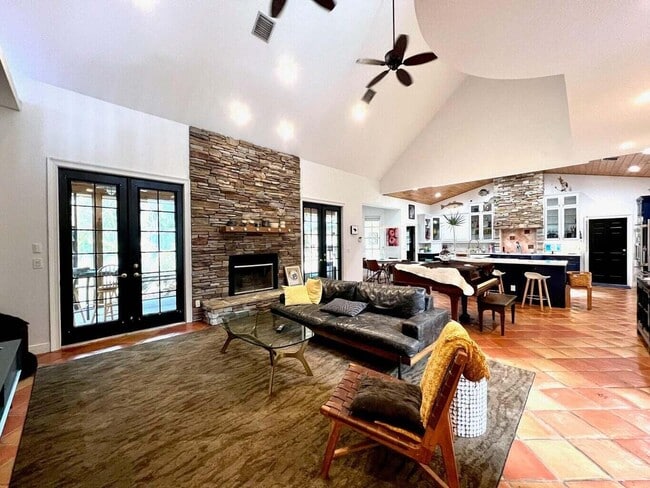 Building Photo - 14425 64th Ct N