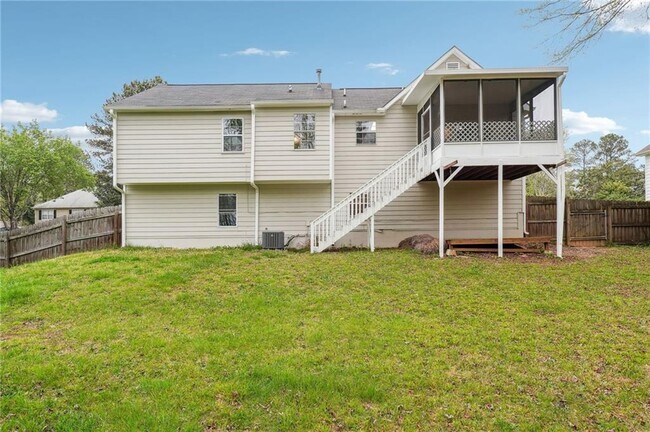 Building Photo - 805 Grindstone Pl SW