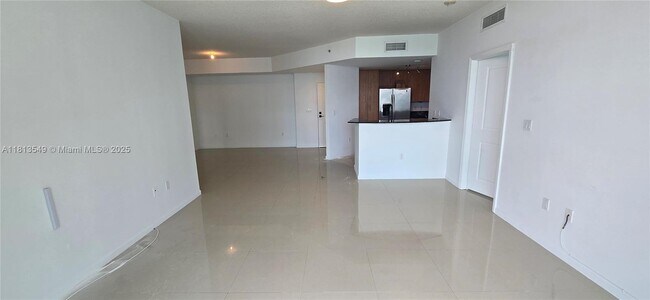 Building Photo - 7910 Harbor Island Dr