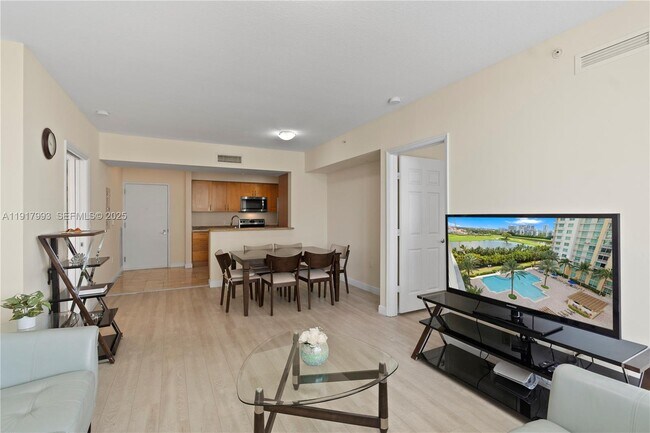 Building Photo - 1745 E Hallandale Beach Blvd