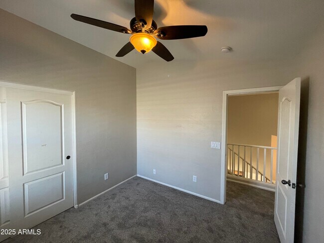 Building Photo - 1605 E Melanie St