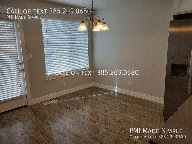 Building Photo - Spacious 4-Bedroom Townhome in Bluffdale