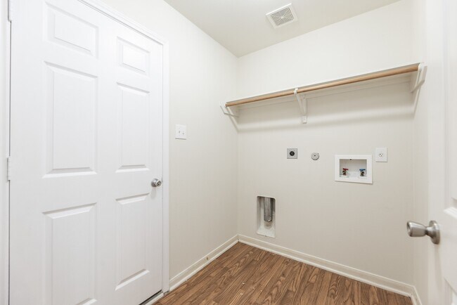 Building Photo - 3910 Enclave Mist Ln