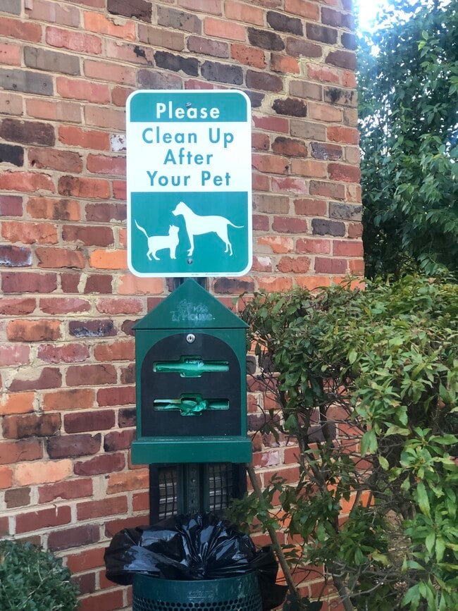 Building Photo - 4329 Hathaway St