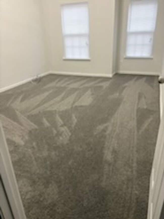 Building Photo - 6263 Shell Dr SW