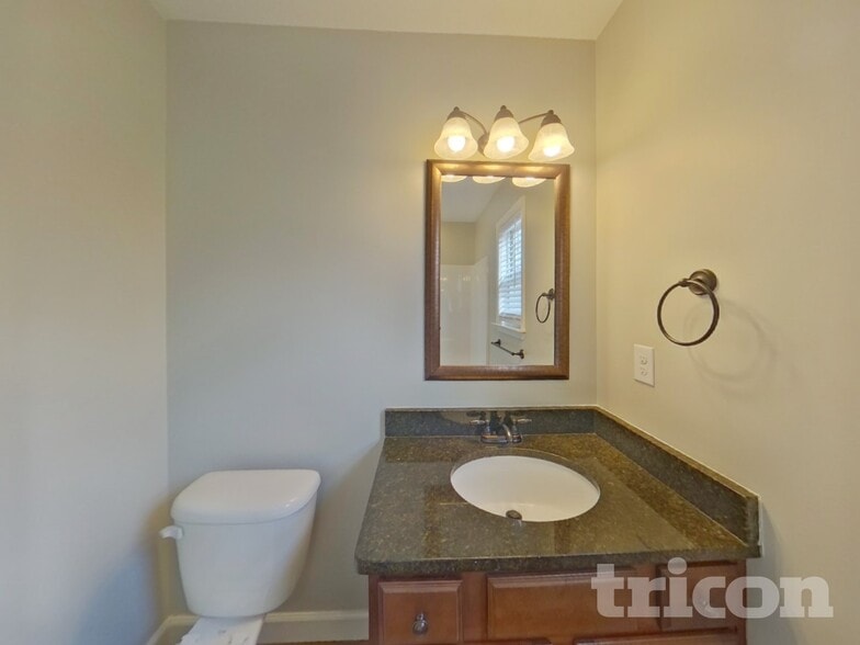 Building Photo - 613 Slippery Moss Dr