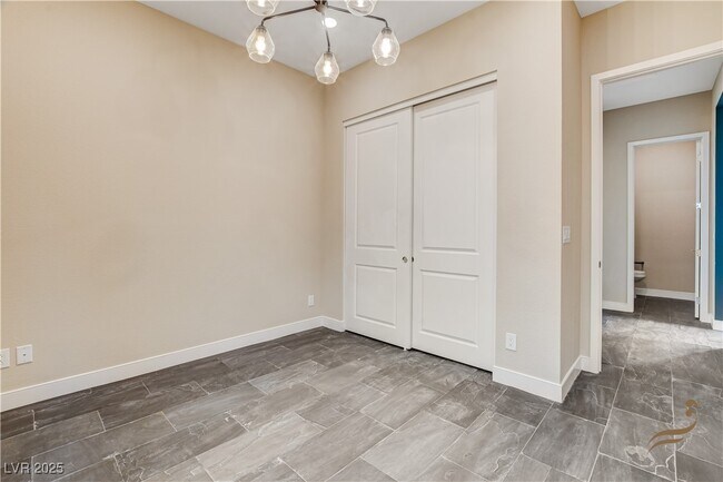 Building Photo - 11837 Grassy Pln Ave