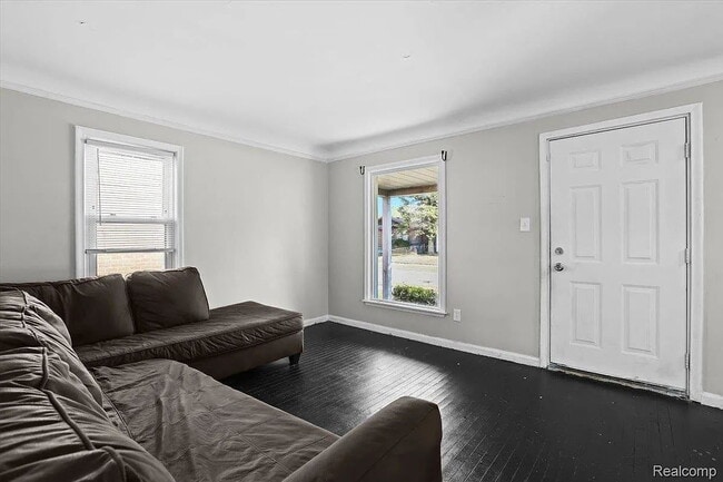 Building Photo - Detroit 3-Bedroom Home Available for Rent