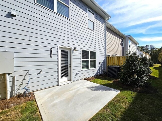 Building Photo - 338 Lanier Cir