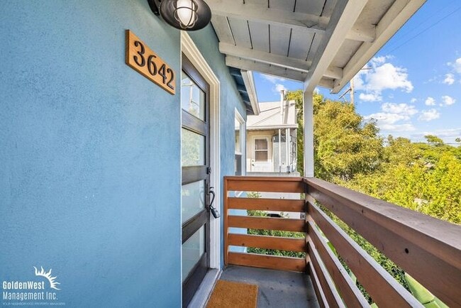 Primary Photo - Modern 2Bdm 1Ba Upstairs Unit in North Park!