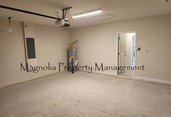 Building Photo - 3619 Cambridge Brk Dr