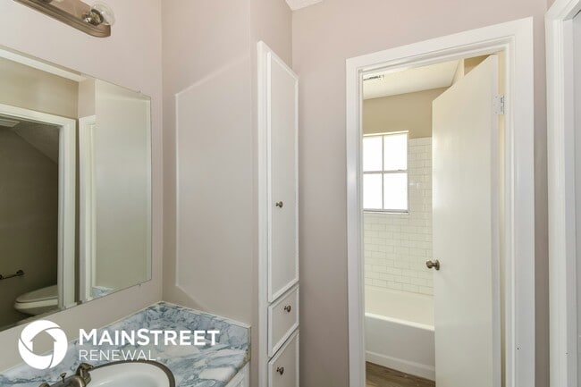 Building Photo - 1731 Brandenburg Dr