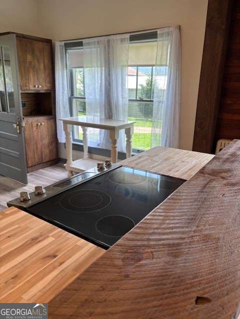 Building Photo - 80 N Bell St