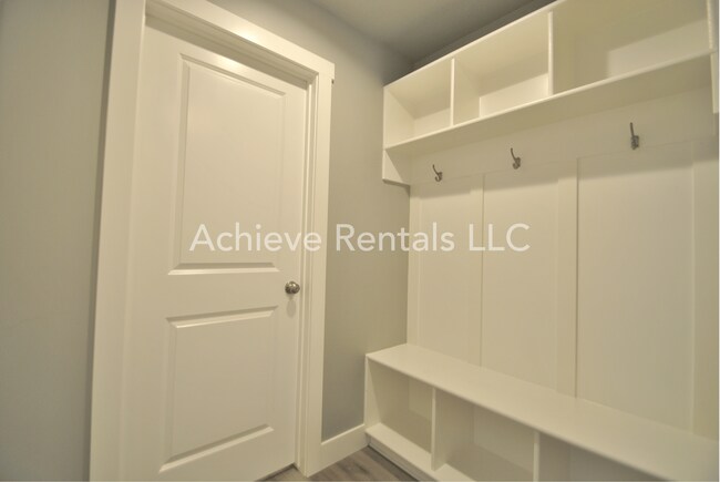 Building Photo - 2251 S 1120 W