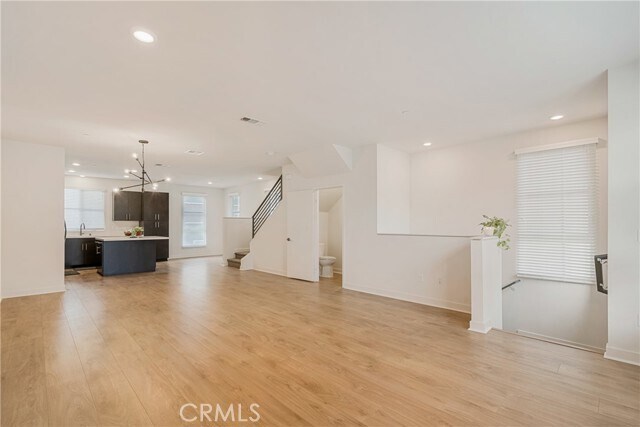 Building Photo - 2700 E Chaucer St