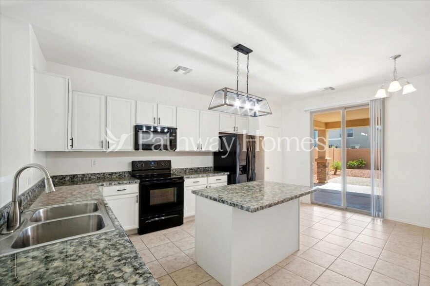 Building Photo - 11781 W Overlin Ln