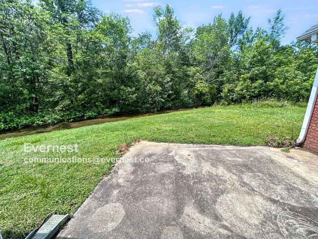 Building Photo - 1512 Amberley Woods Cir