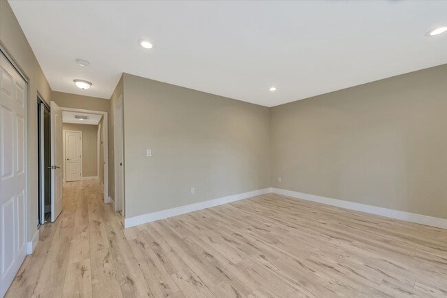 Building Photo - Wow! What a Great Home! SHORT TERM LEASE T...