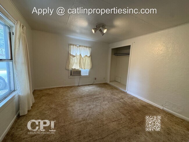 Building Photo - MOVE IN SPECIAL -  1/2 FIRST MONTHS RENT!!