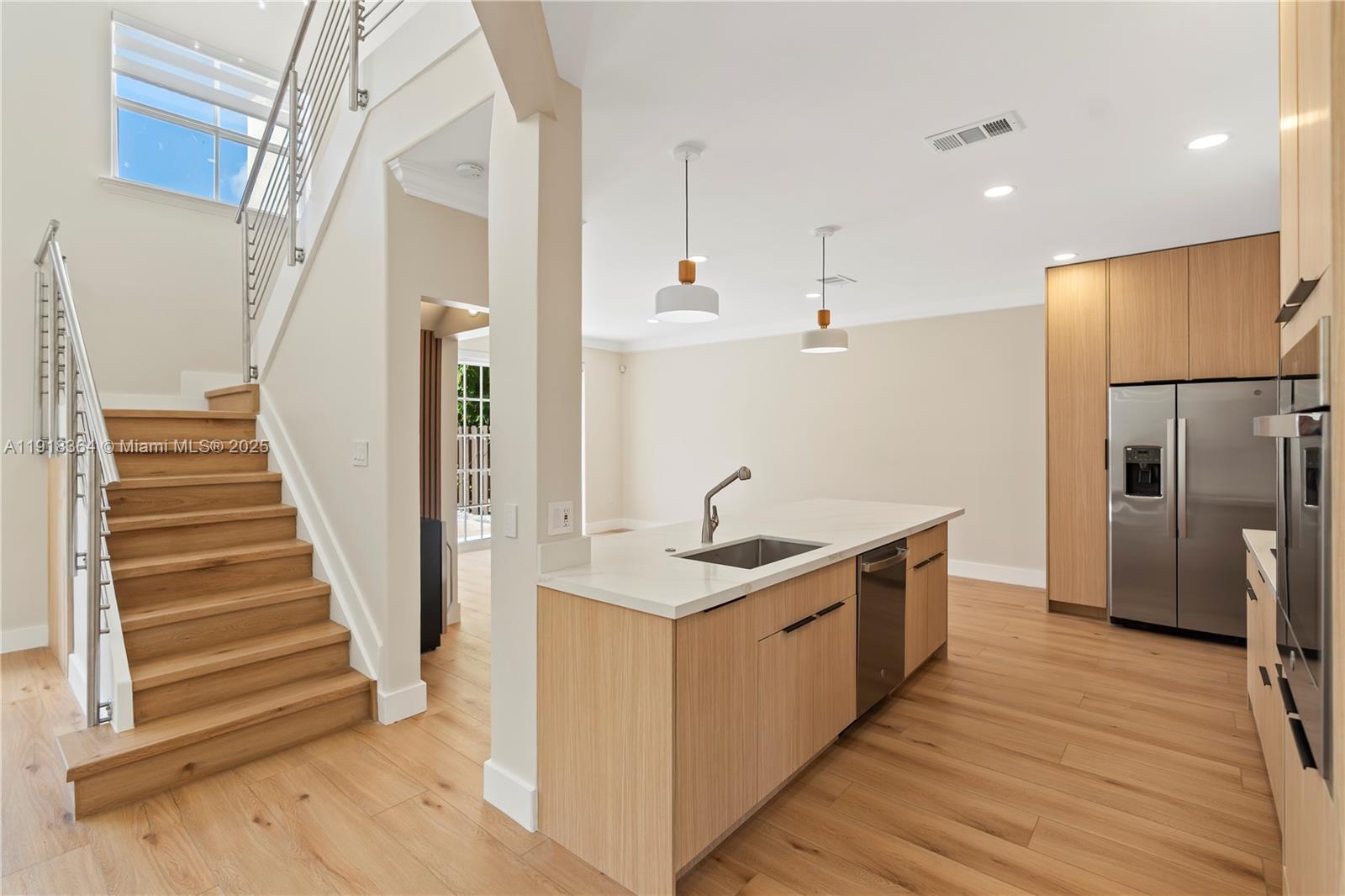 Building Photo - 11032 NW 48th Ln