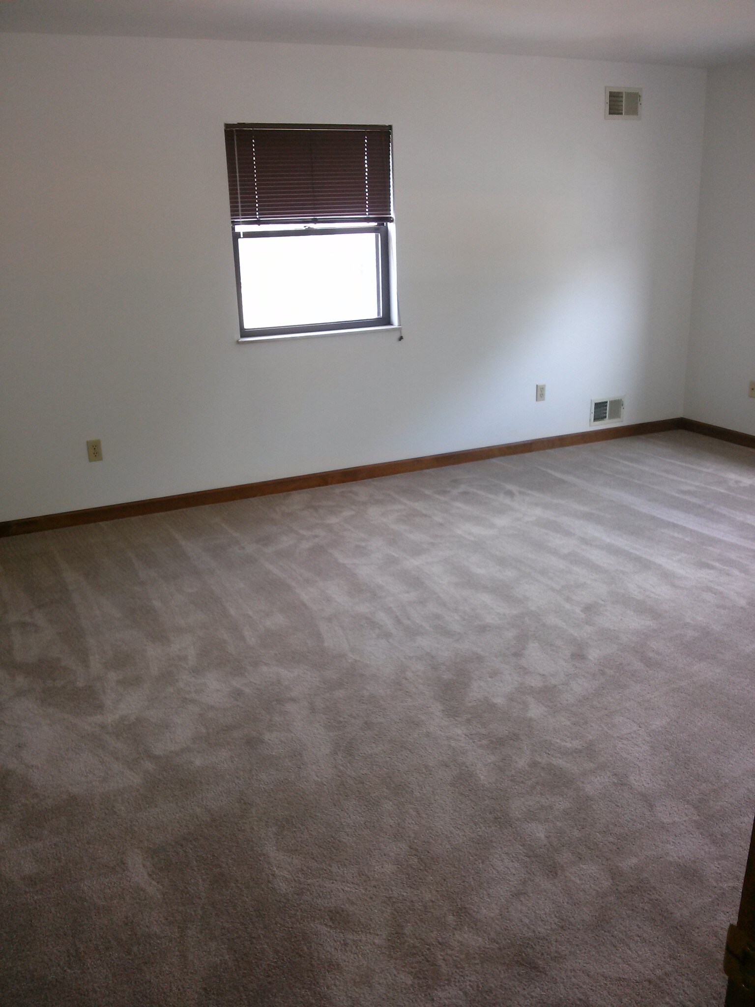 Master Bedroom - 64 Bridge St