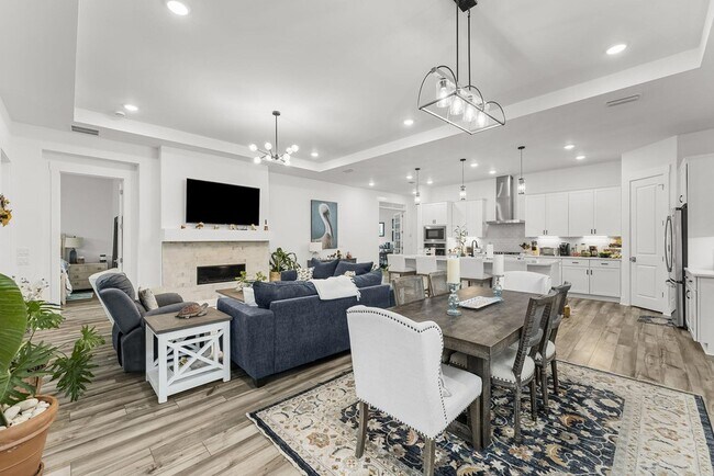 Building Photo - 119 Anastasia Cir