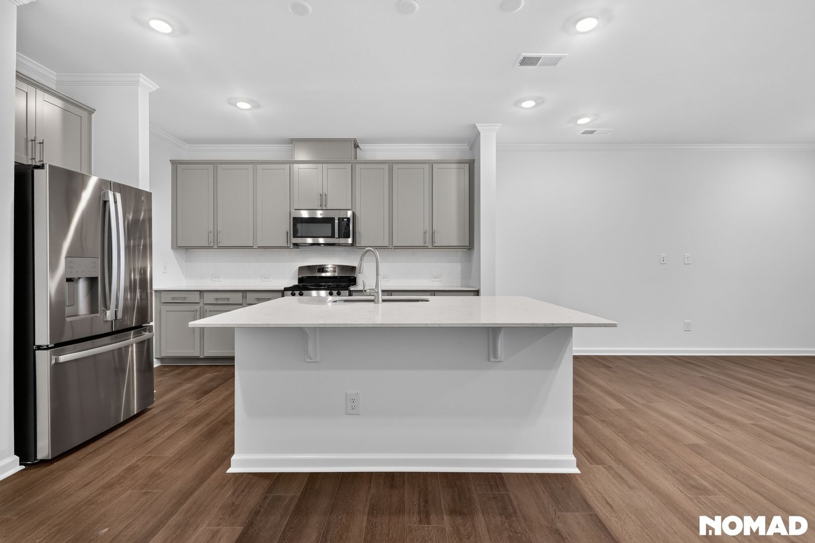 Building Photo - 104 Tree Moss Ct