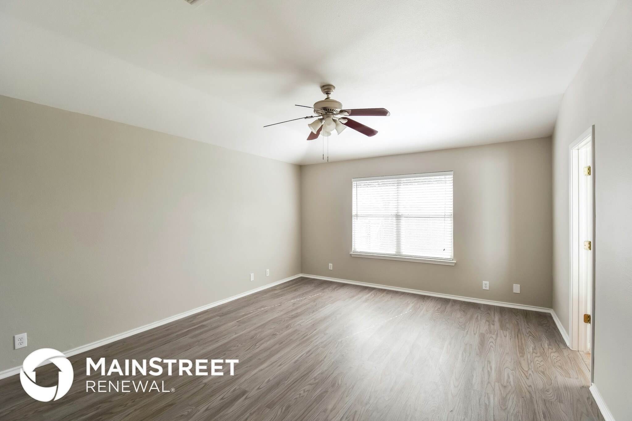 Building Photo - 7410 Great Lakes Dr