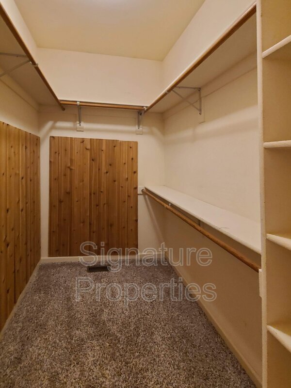 Building Photo - 4 Marquis Ct