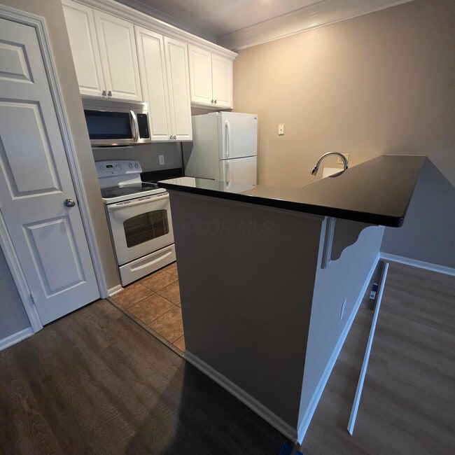 Building Photo - 6155 Craughwell Ln