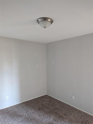 Building Photo - 7505 Four Winds Dr