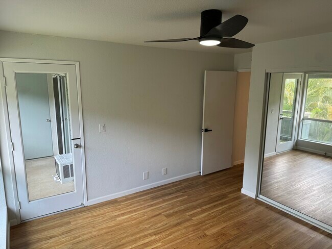 Building Photo - 95-664 Wikao St