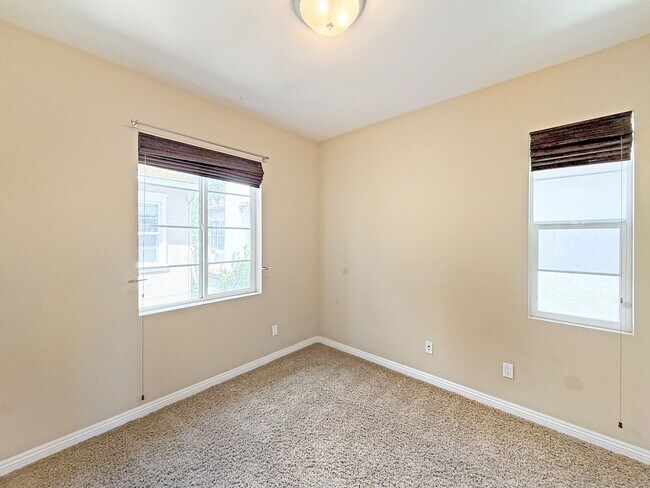 Building Photo - SD: Stunning 3BD/3BA Home in Black Mountain Ranch with Panoramic Views, Solar & In-Unit Laundry