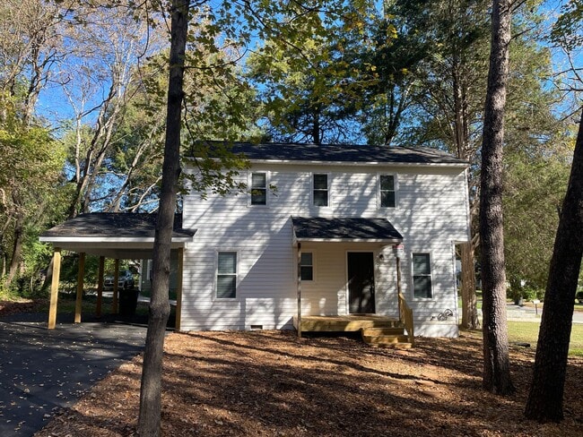 Primary Photo - 126 Turner St