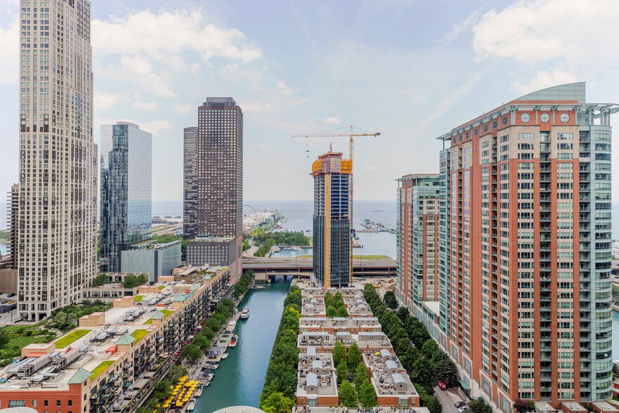 Building Photo - 340 E North Water St