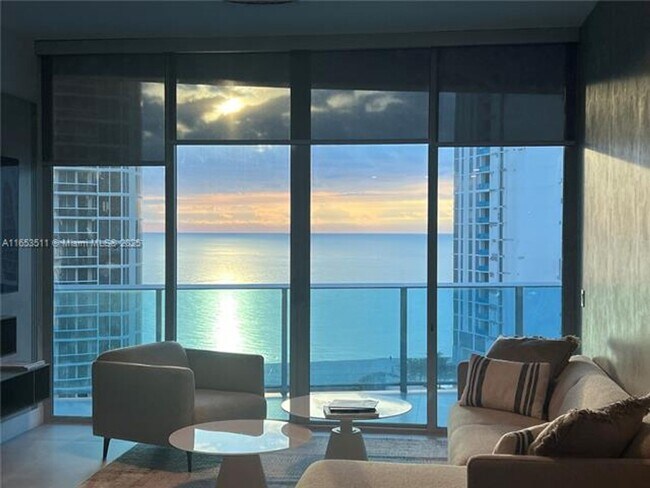 Building Photo - 17550 Collins Ave