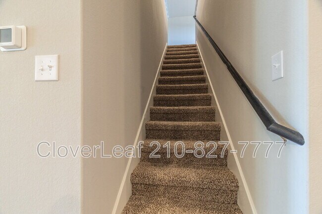 Building Photo - 9223 Foxing Blf