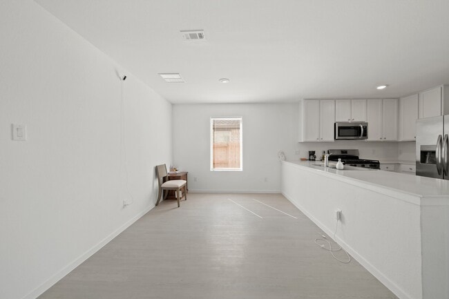 Building Photo - 2919 Summer Breeze Wy