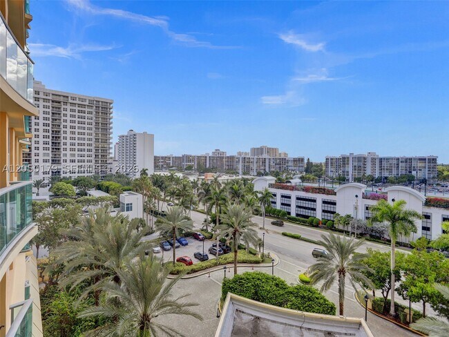 Building Photo - 2501 S Ocean Dr