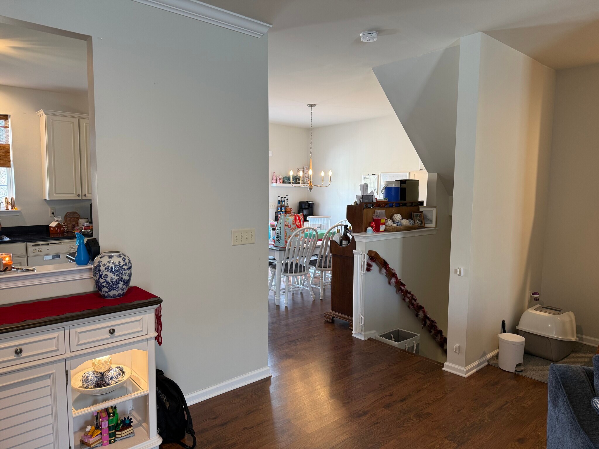 Building Photo - 423 Marion Rd